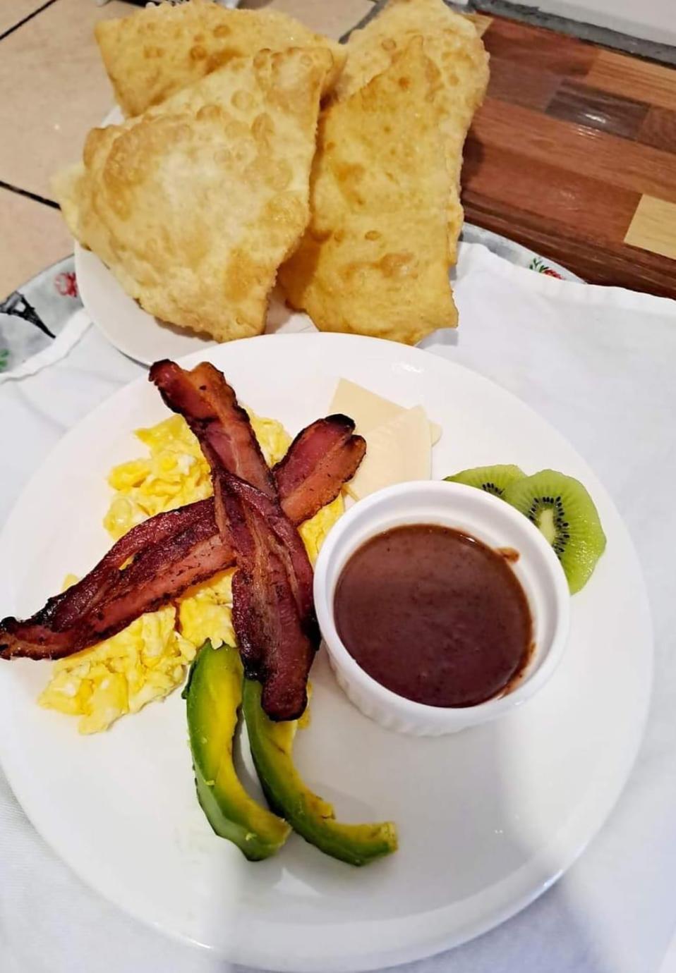 פונטה גורדה Saint Charles Inn, Belize Central America מראה חיצוני תמונה